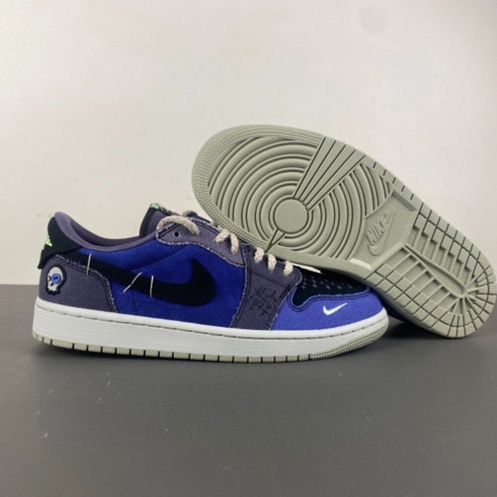 Air jordan 1 low sneakers in black and purple